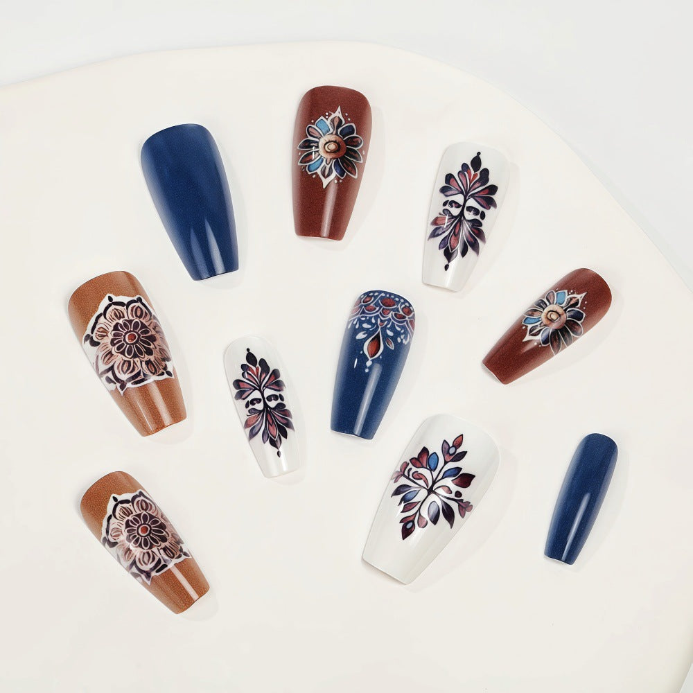 Artificial nails in elegant floral design Acalora
