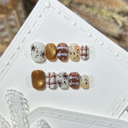 Artistic Press-On Nail Set with Unique Design Elements Acalora