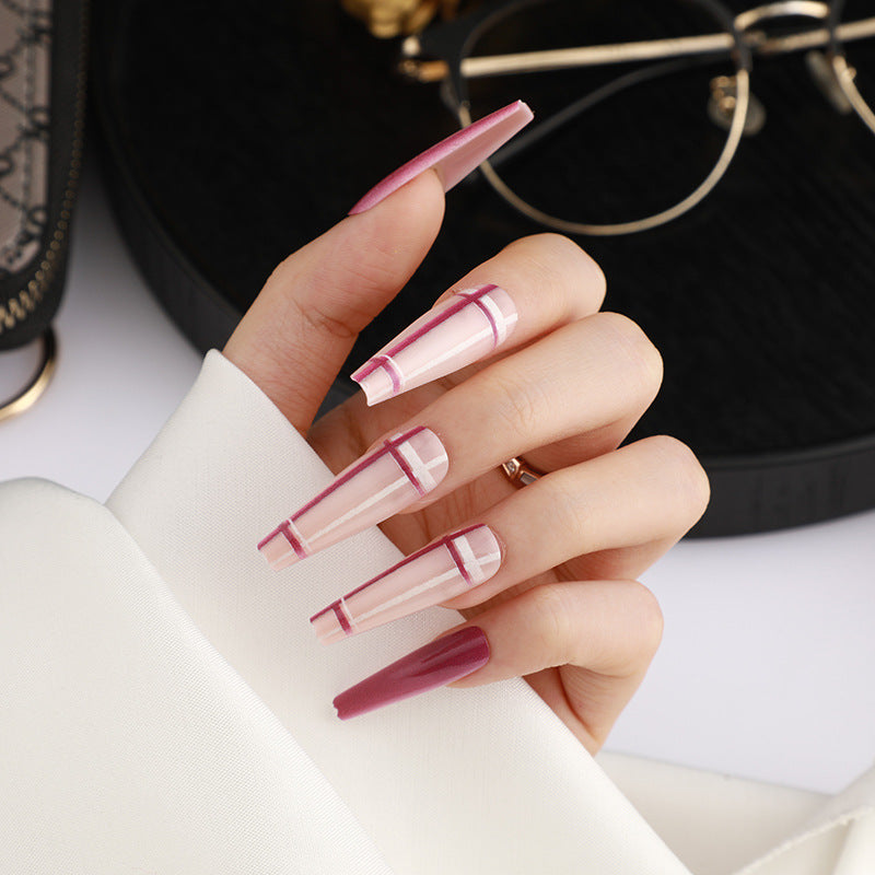 Stylish rose pattern artificial nails Acalora