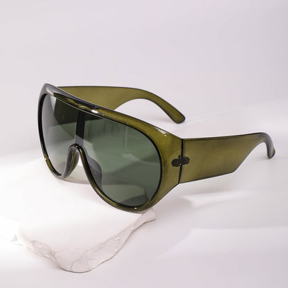 Women's oversized sunglasses in a modern design with UV protection Bowlift