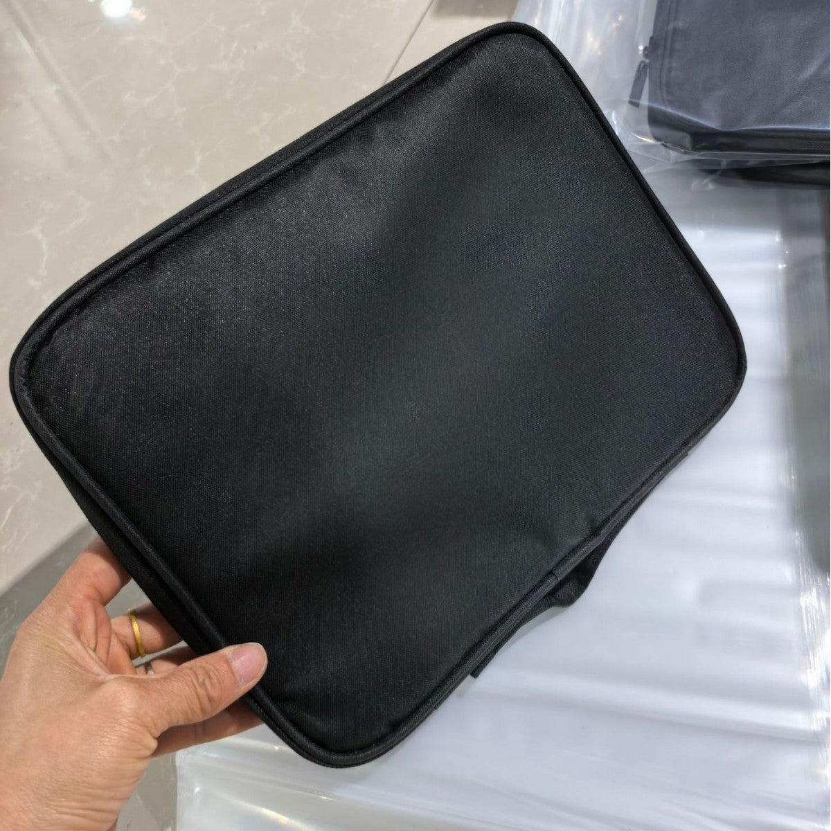 Compact Protective Laptop Sleeve Acalora