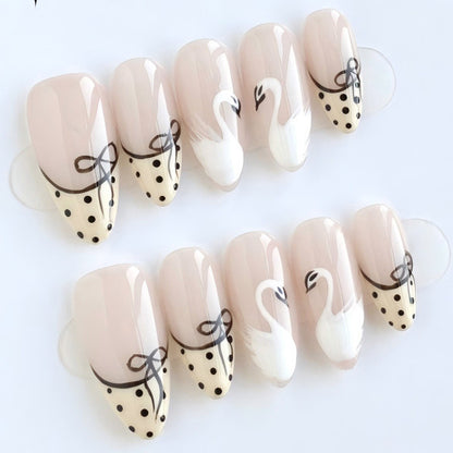 Artistic Swan Design Press-On Nail Set Acalora