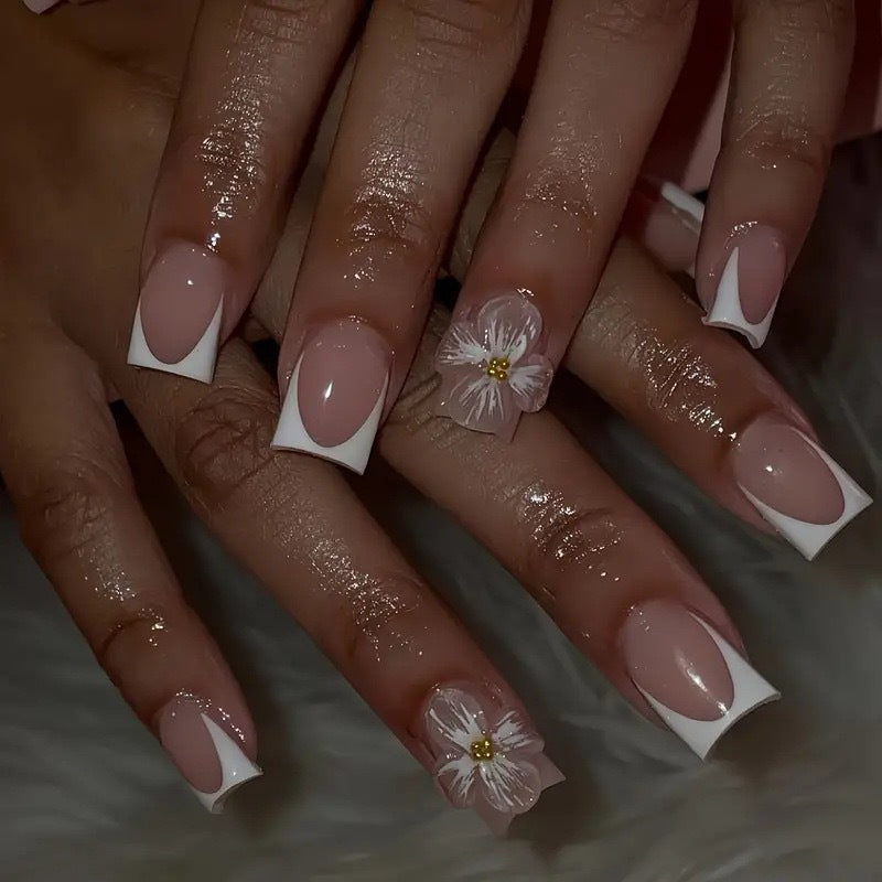 Decorative Long Press-On Nail Set Acalora