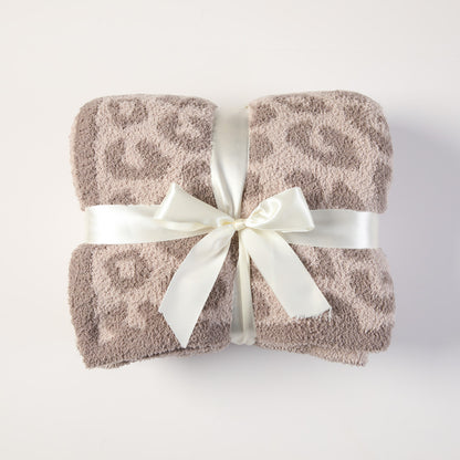 Women's Luxurious Plush Decorative Throw Blanket