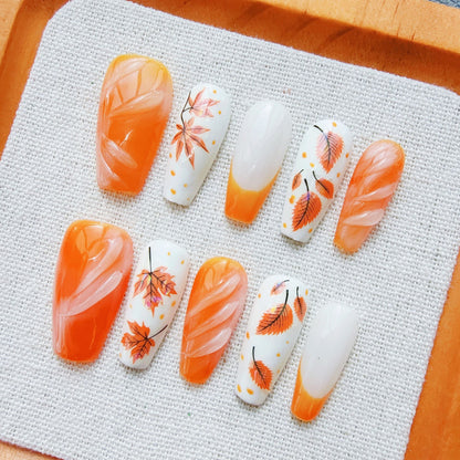 Autumn-Themed Artistic Press-On Nail Set Acalora