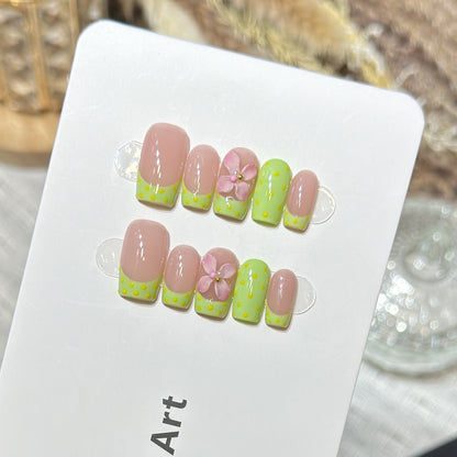 Acrylic Floral Design Press-On Nail Set Acalora