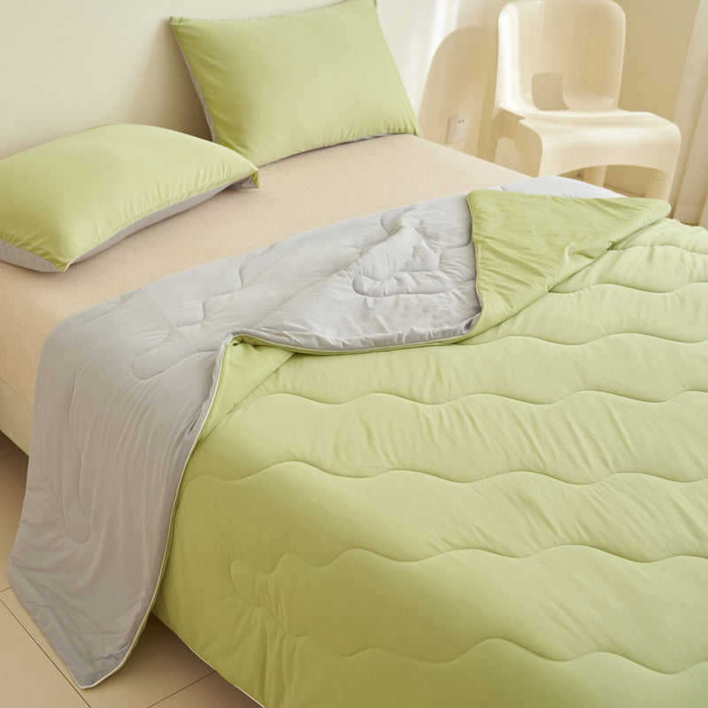 Ultra-soft cooling summer blanket – Lightweight Ice Crepe Comforter, breathable & machine washable climate blanket | Karnz