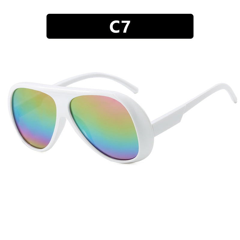 Women's sporty sunglasses in a futuristic design Karnz