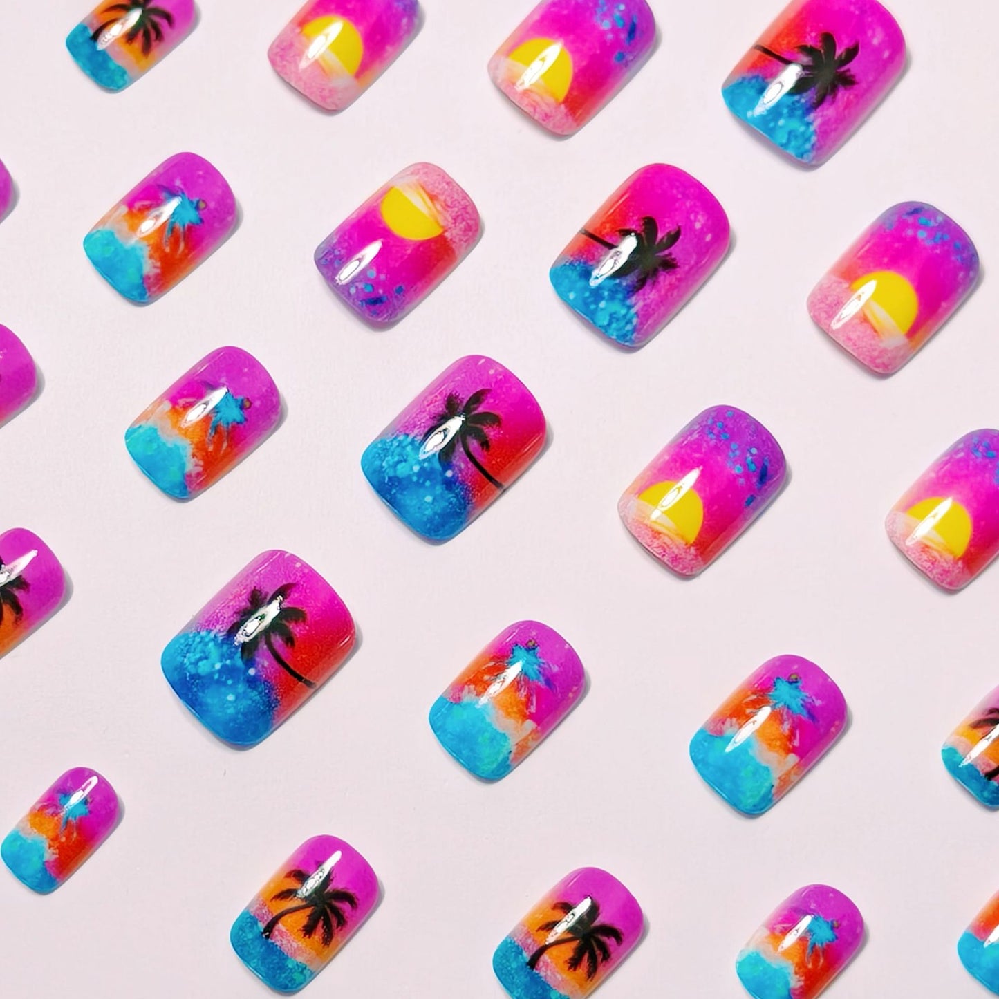 Artistic Nail Art Acalora