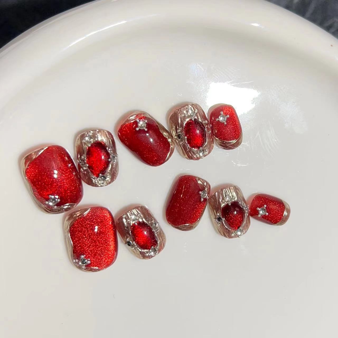 Glamorous Press-On Nail Set with Rhinestone Accents Acalora