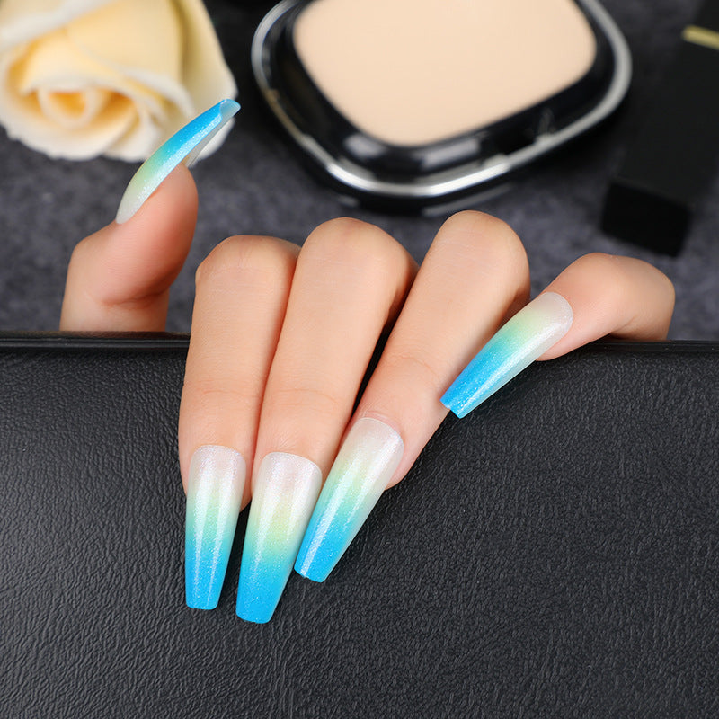 Glamorous artificial nails with gradient Acalora