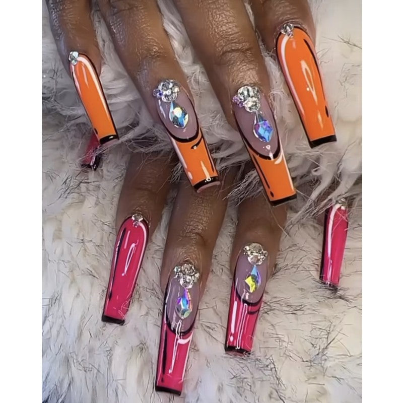 Creative artificial nails with modern color play Acalora