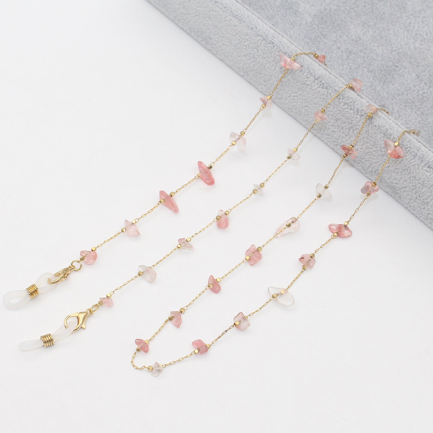 Elegant Crystal-Embellished Eyewear Chain Acalora