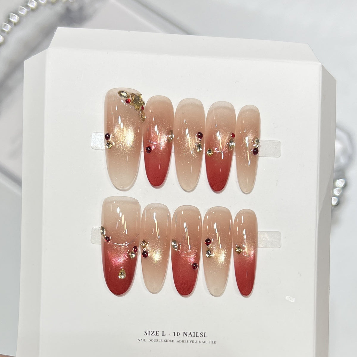 Artistic Press-On Nail Set with Elegant Floral Design Acalora