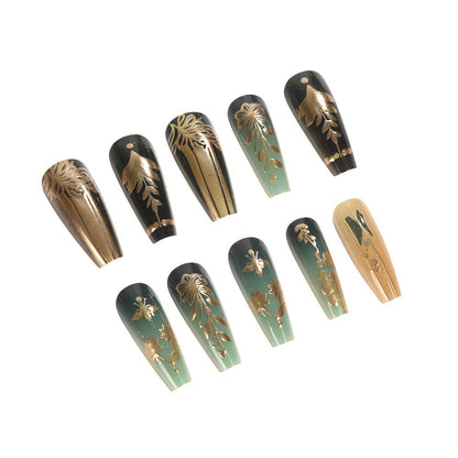 Artificial nails with floral gold embellishments Acalora