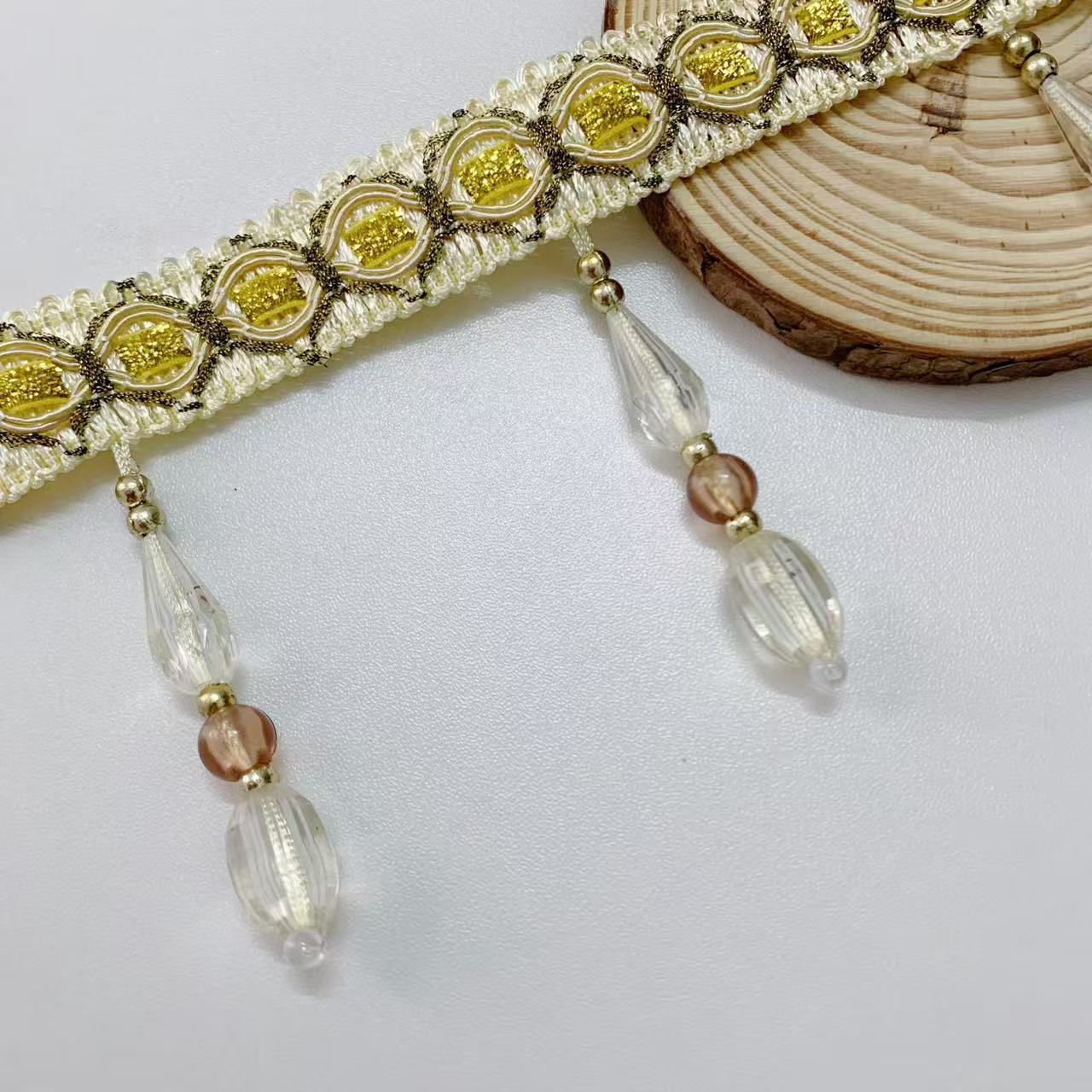Elegant and Eye-catching Trimming with Glass Crystals Acalora