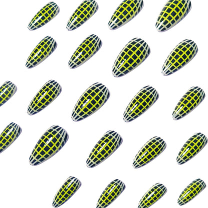 Trendy Geometric Nail Art Acalora