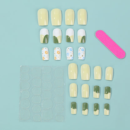 Artificial Nail Set with Playful Flower Patterns Acalora