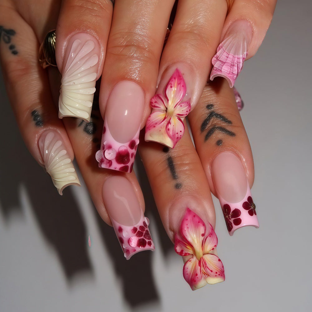 Artificial Nails Set with Elegant Floral Designs Acalora