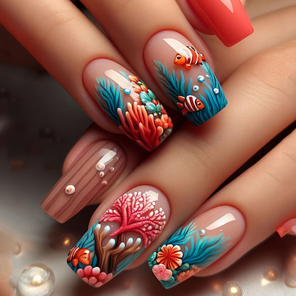 Artistic Underwater-Themed Nail Art Acalora