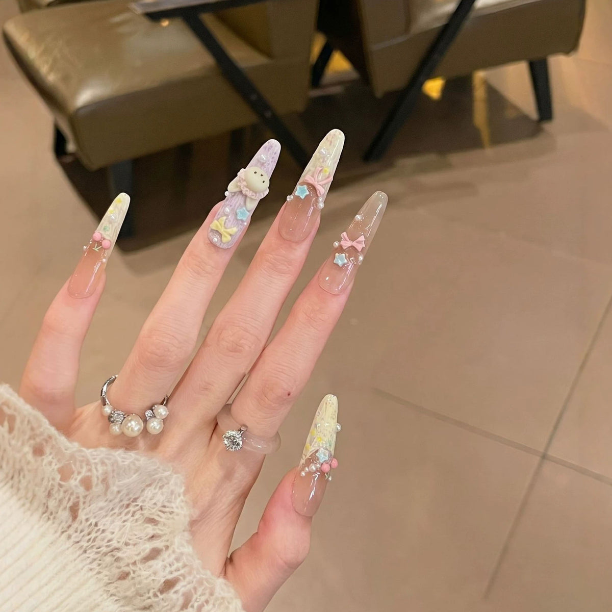 Themed Decorative Press-On Nails with 3D Accents Acalora