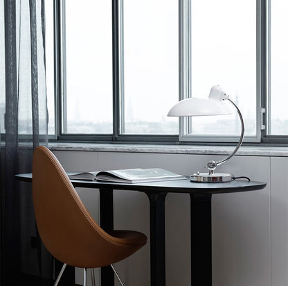 Skanto | Bauhaus KI Classic Table Lamp Replica