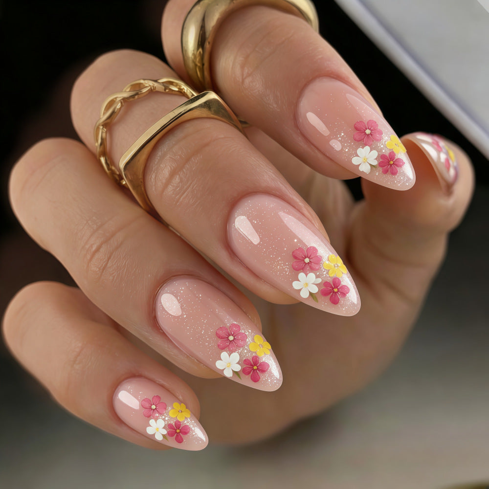 Fake nails with floral accents Acalora