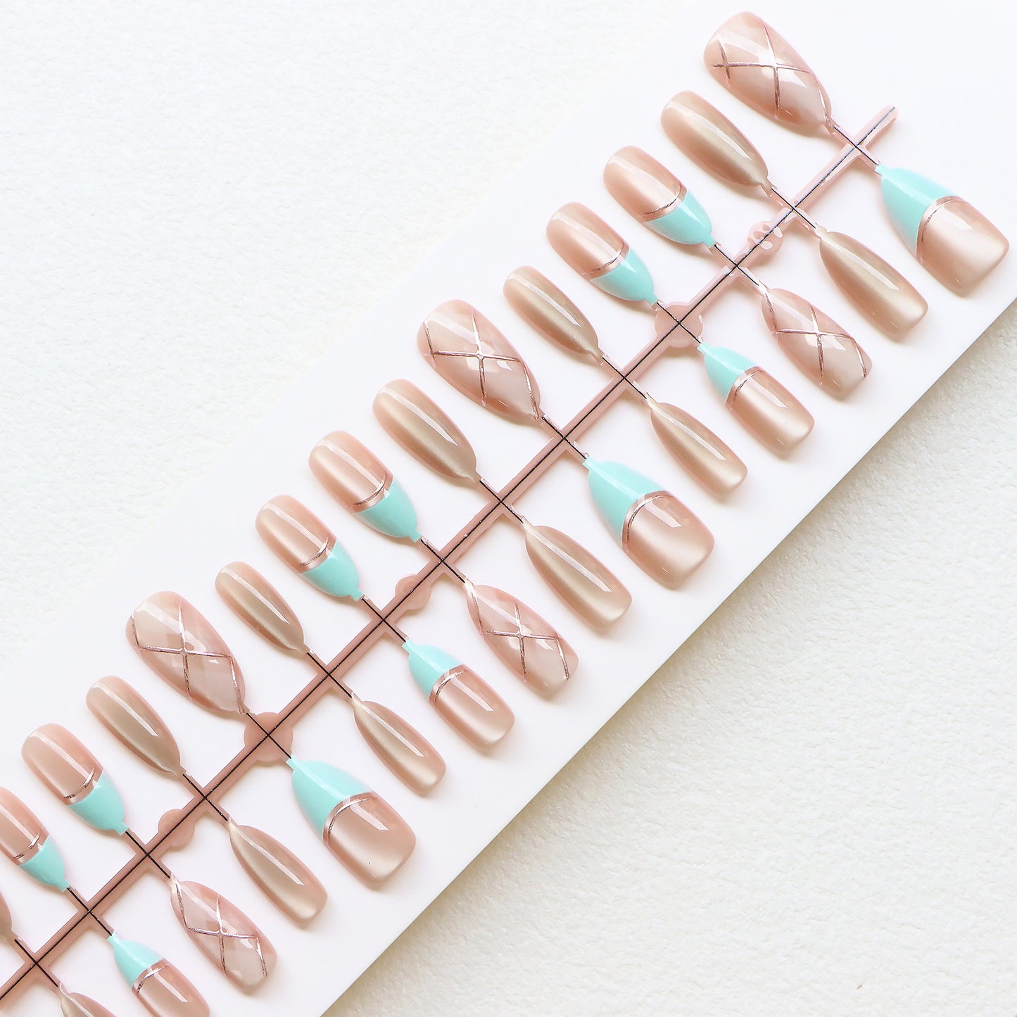 Elegant Artistic Press-On Nail Set Acalora