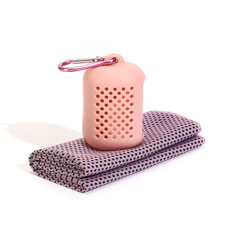 Unisex cooling towel in storage case Karnz