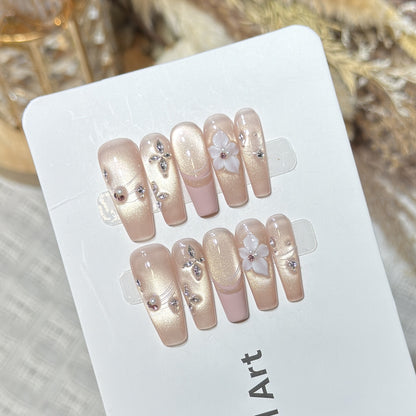 Elegant Floral Accent Press-On Nail Set Acalora