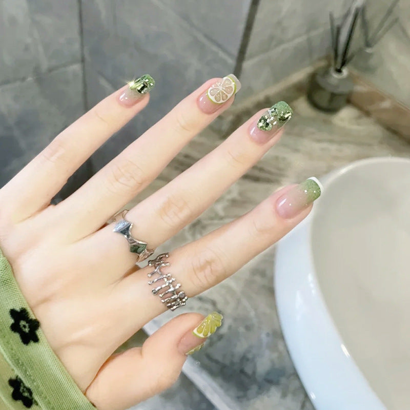 Artificial nail set with elegant crystal embellishments Acalora