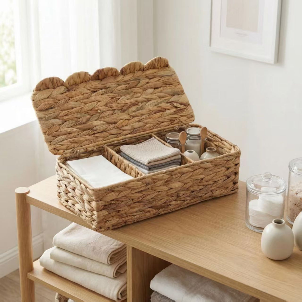 Storage basket with lid Acalora