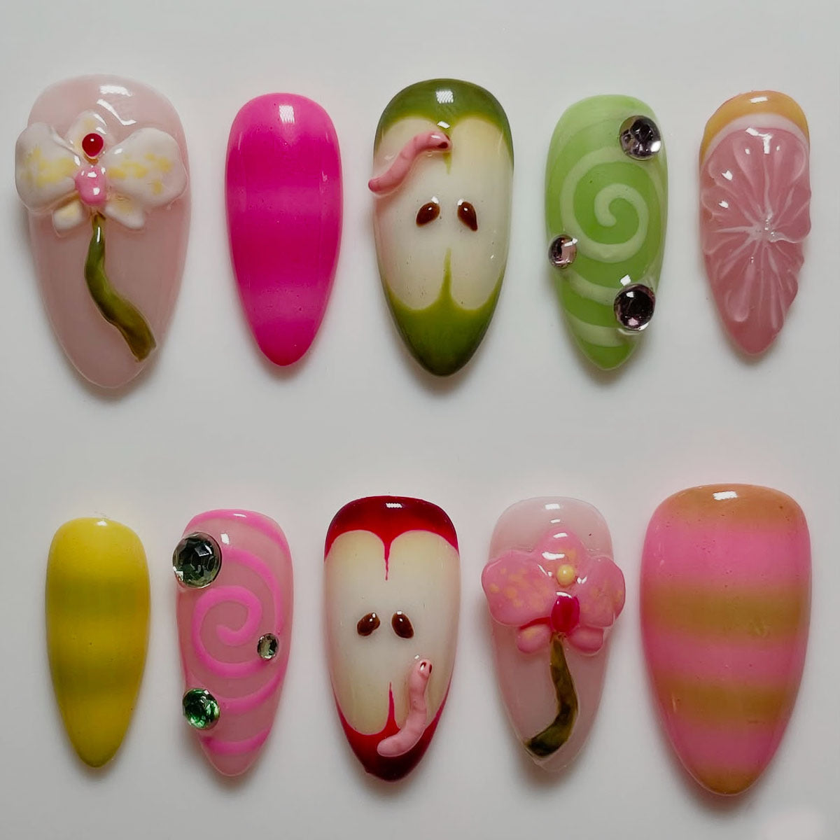 Playful Decorative Press-On Nail Art Set Acalora