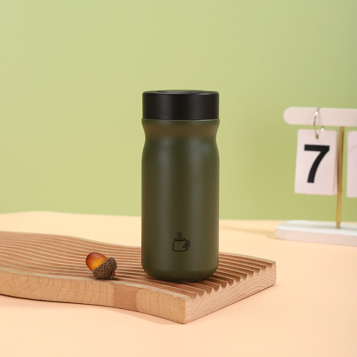 Women's Insulated Coffee Cup with practical spill stop Karnz