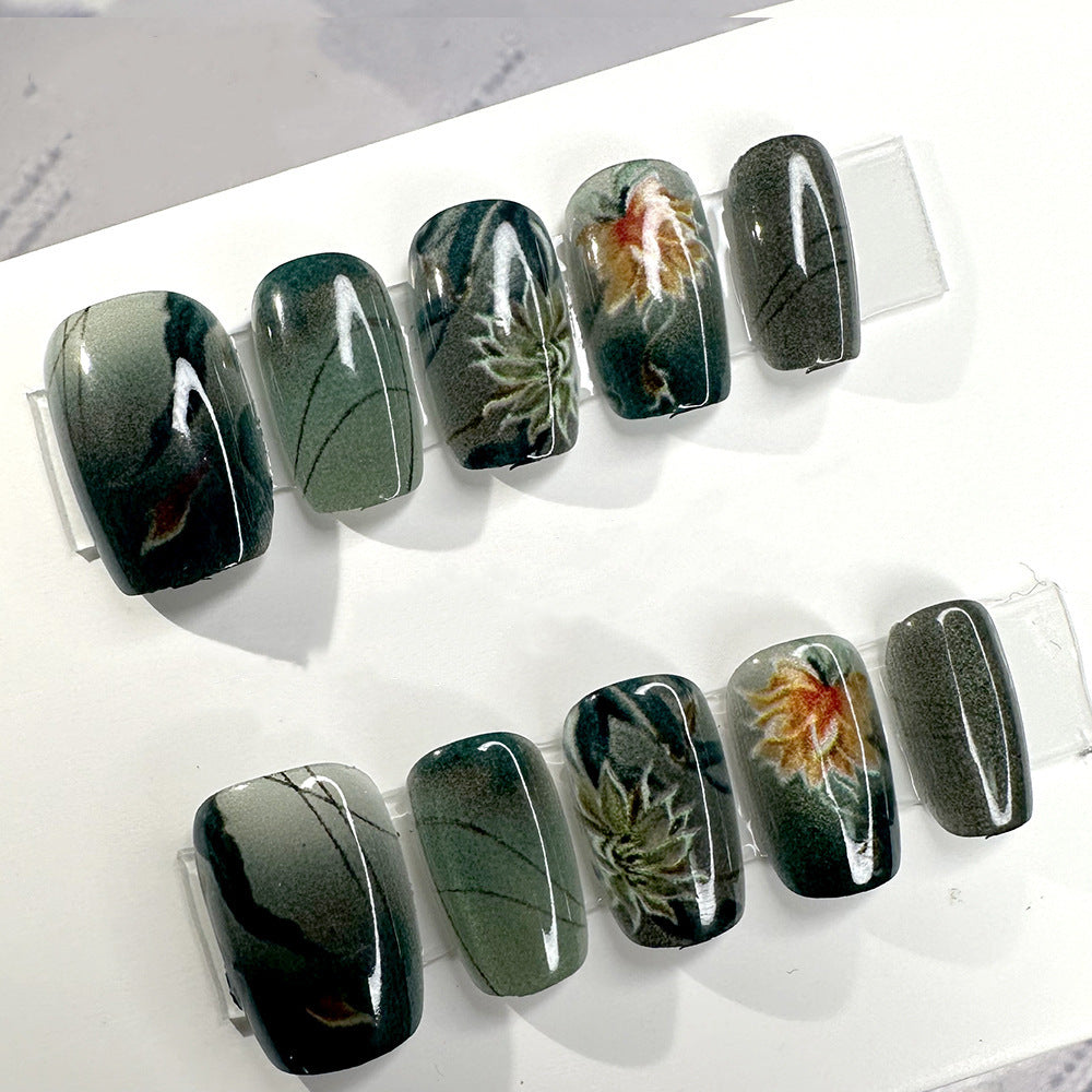 Artistic Floral Design Press-On Nails Acalora