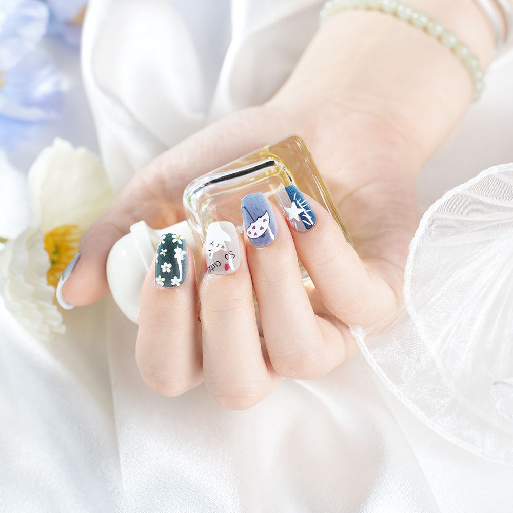 Artistic Cat-Inspired Press-On Nail Set Acalora