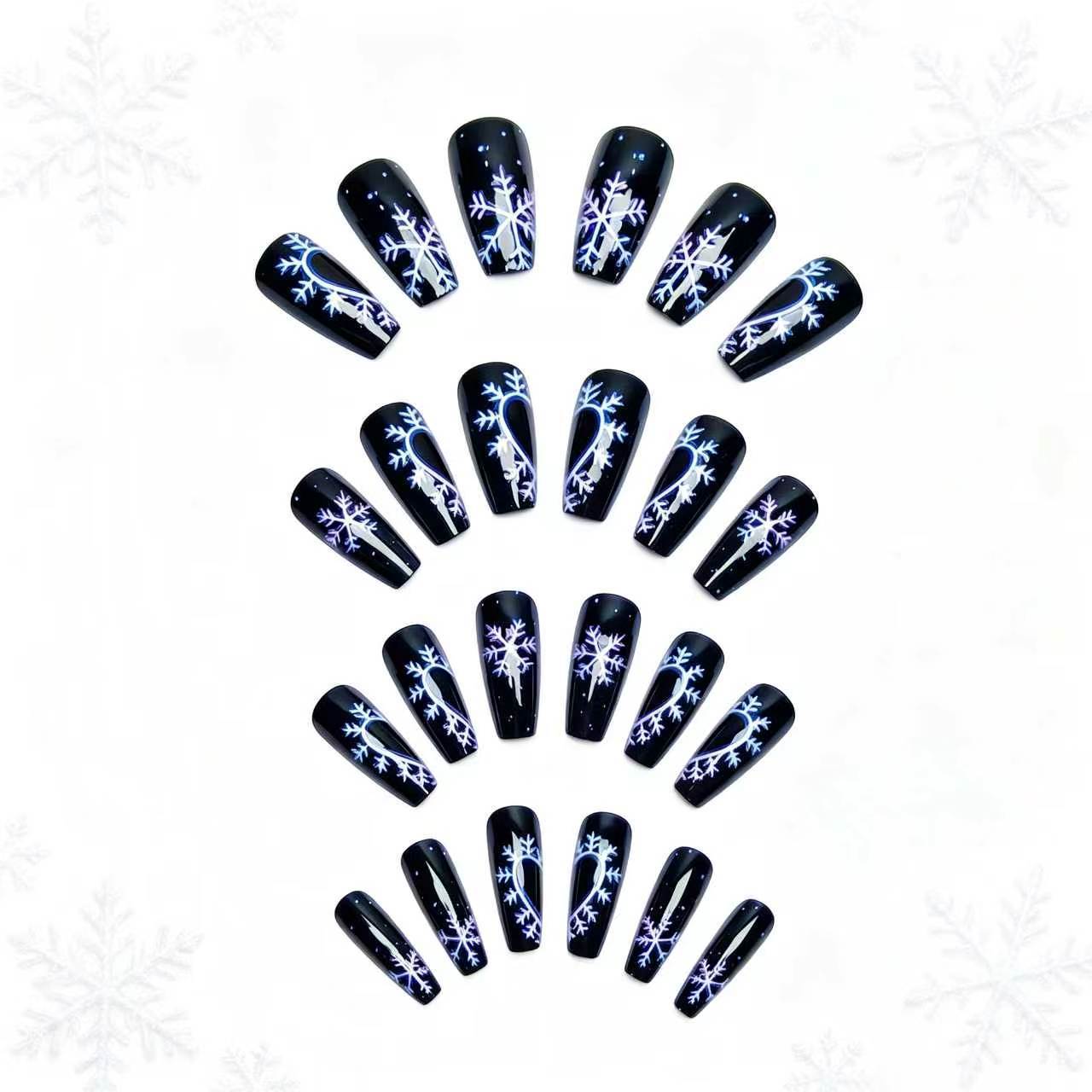Artistic Snowflake-Pattern Nail Art Acalora