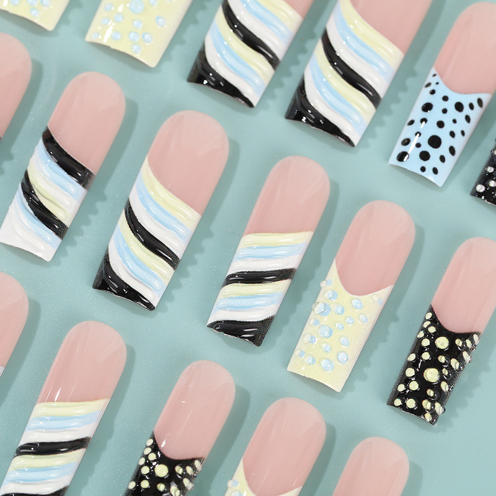 Artificial Nail Set with Stylish Geometric Designs Acalora