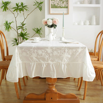 Elegant Floral Print Tablecloth