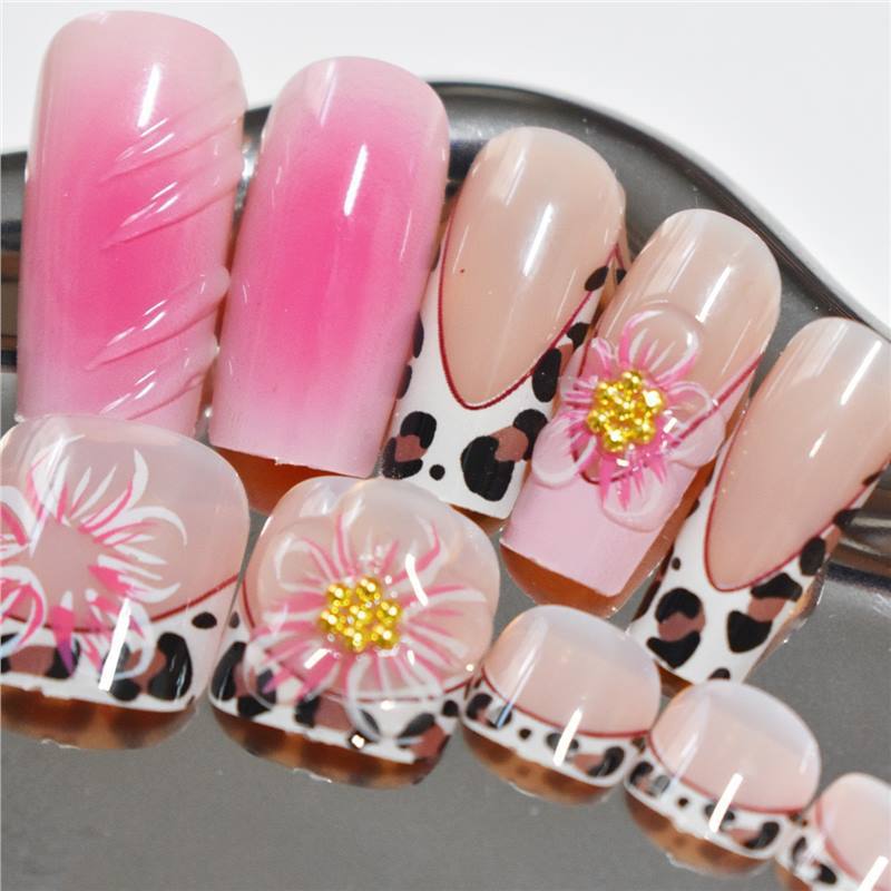 Artistic Floral Press-On Nail Art Acalora