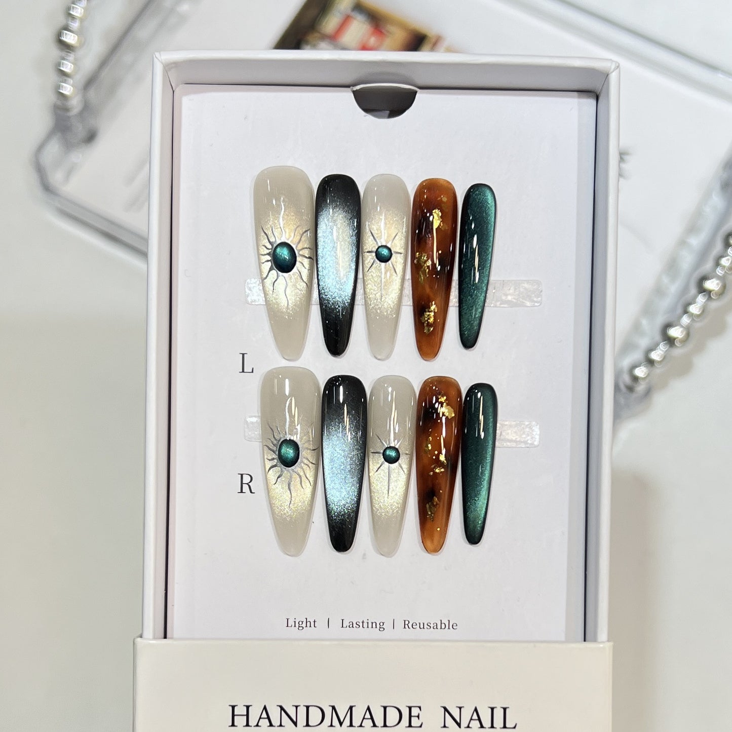 Extravagant Press-On Nail Art Set with Cosmic Theme Acalora