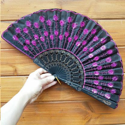 Ladies' handmade fan with fine embroideries Brehn