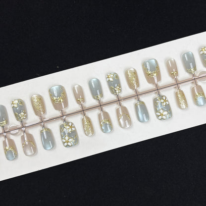 Floral-Themed Press-On Nail Kit Acalora