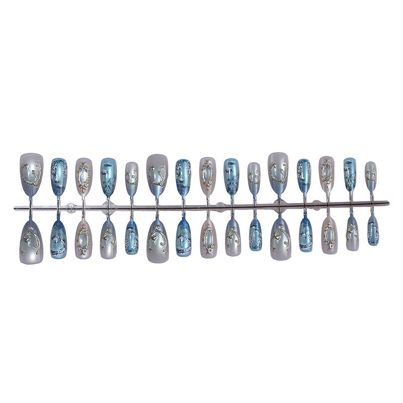 Glamorous Decorative Press-On Nail Set Acalora