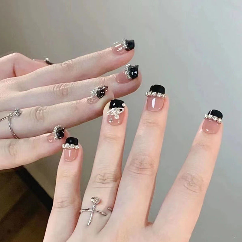 Glamorous artificial nail set with sparkling crystal embellishments Acalora