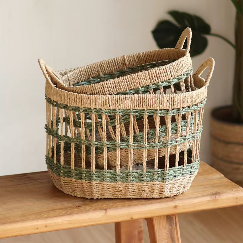 Decorative basket made of woven natural material Acalora