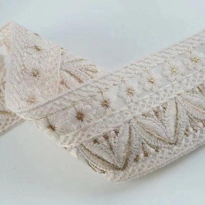 Elegant and Playful Lace Trim Acalora