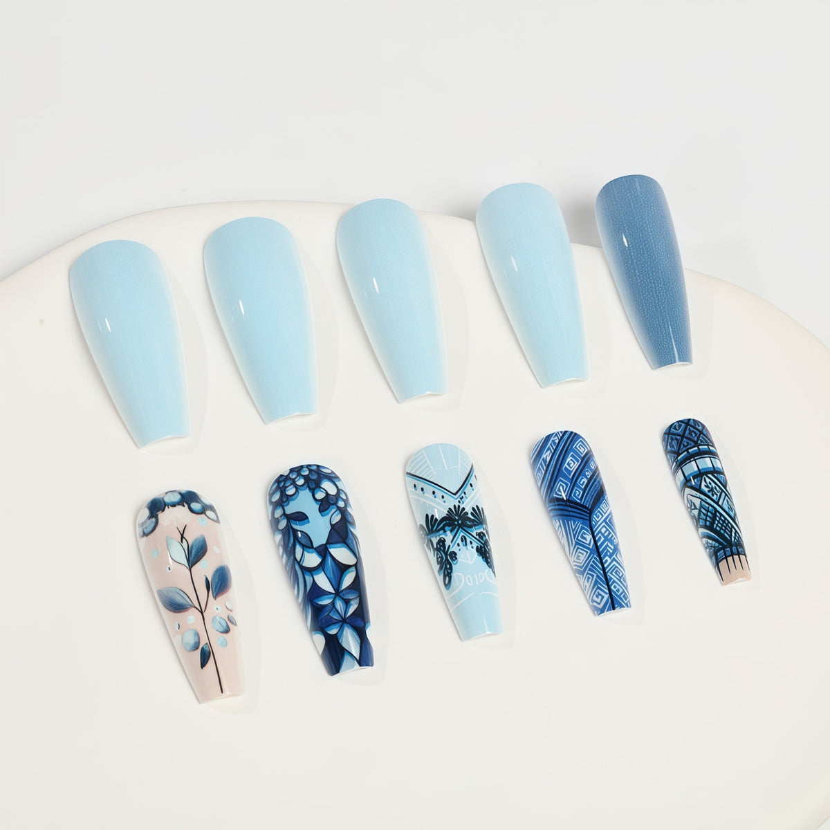 Nail art with floral and geometric design Acalora