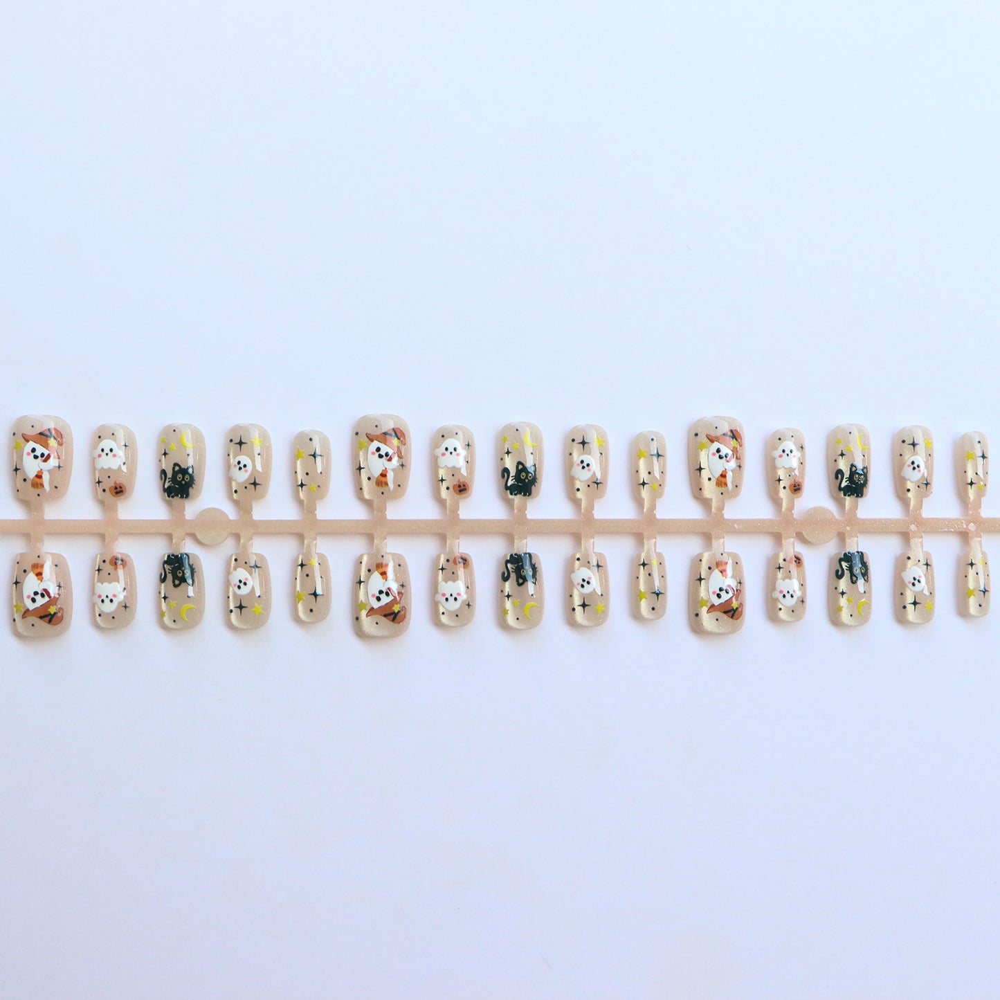 Halloween-Themed Press-On Nail Art Set Acalora