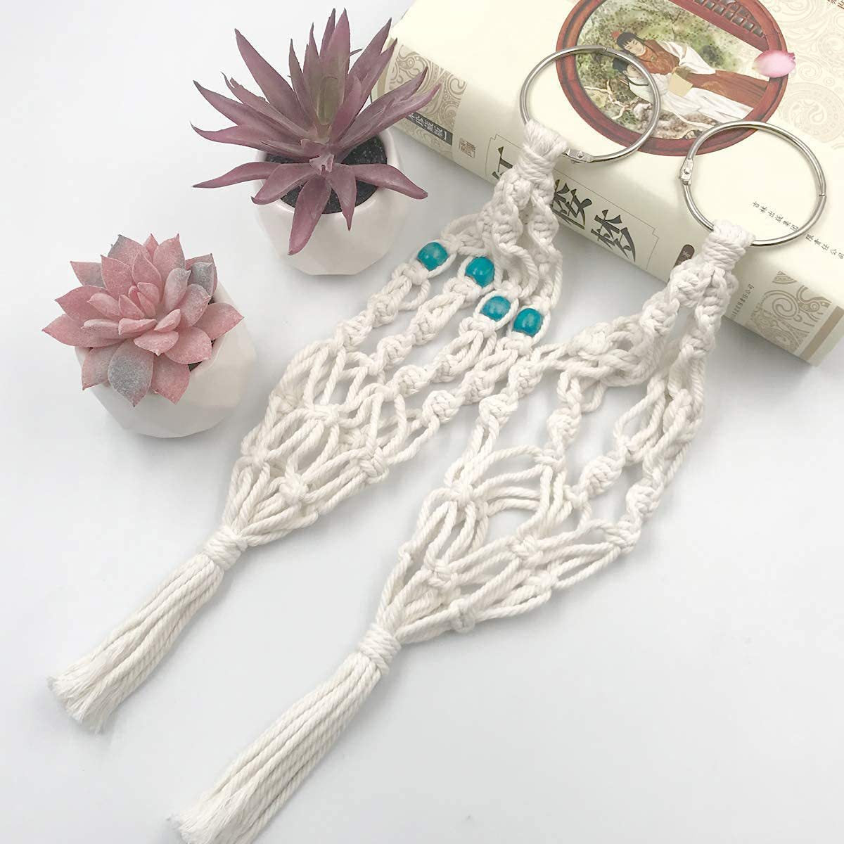 Key jewelry with macrame design Acalora